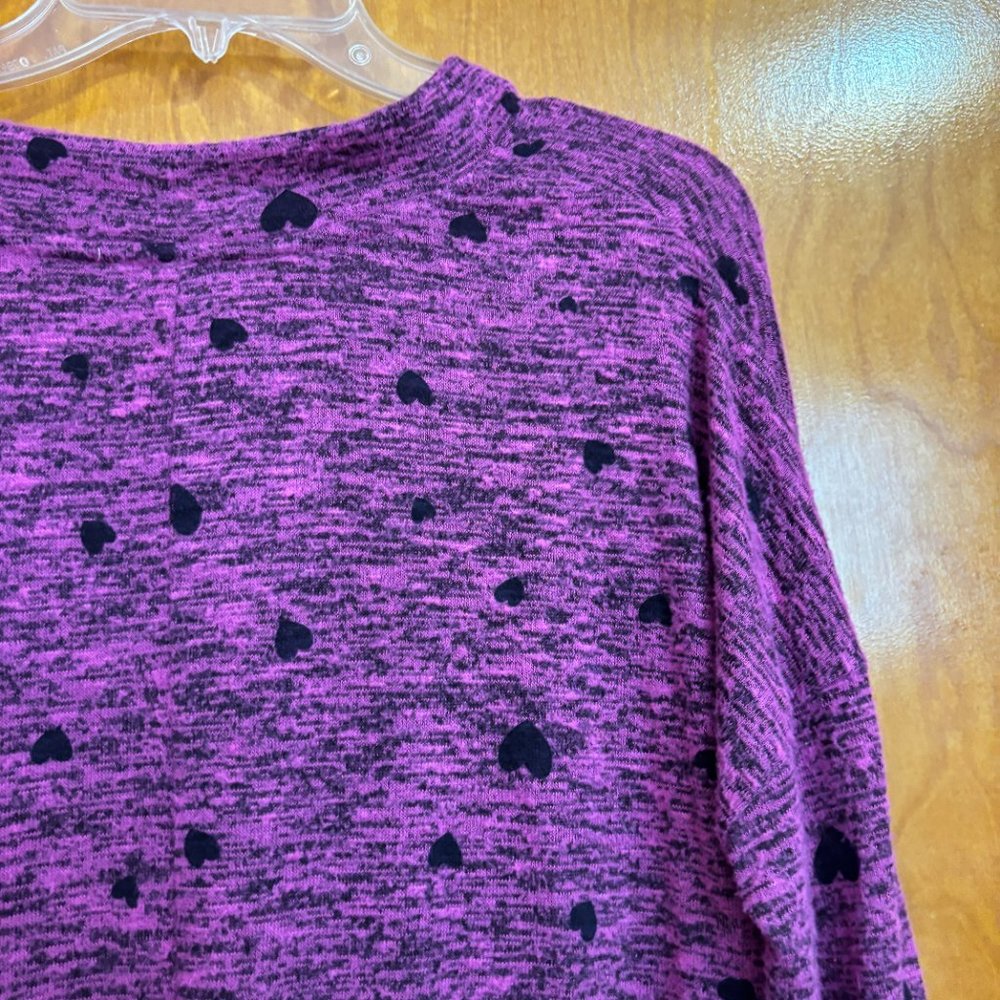 Philosophy Berry Pink And Black Hearts Tunic Length V Neck Sweater Size Small - Picture 9 of 9